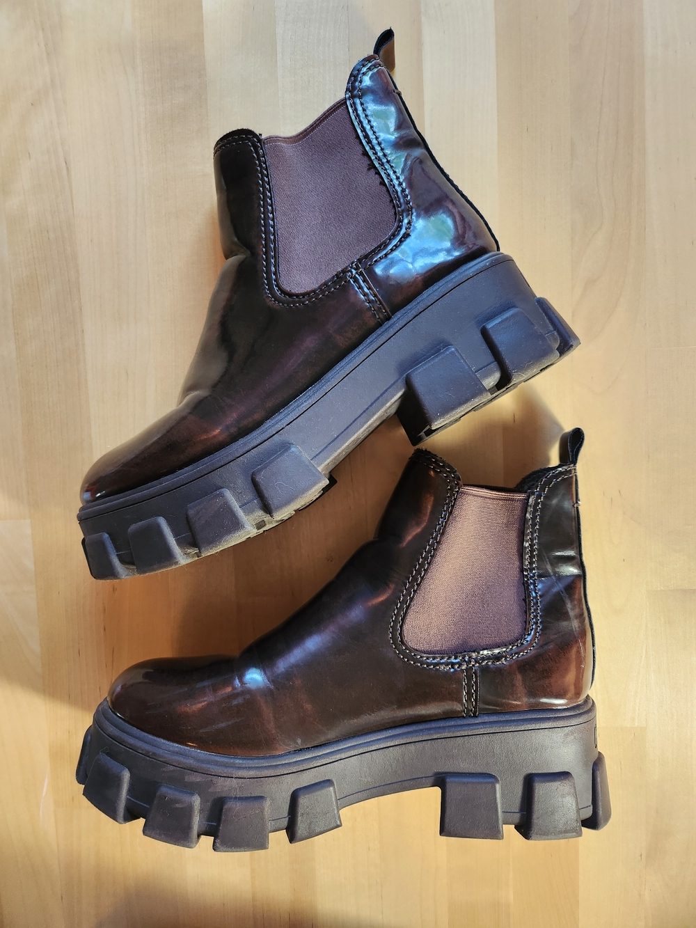 Circus by Sam Edelman Brown Chunky Chelsea Combat Boots